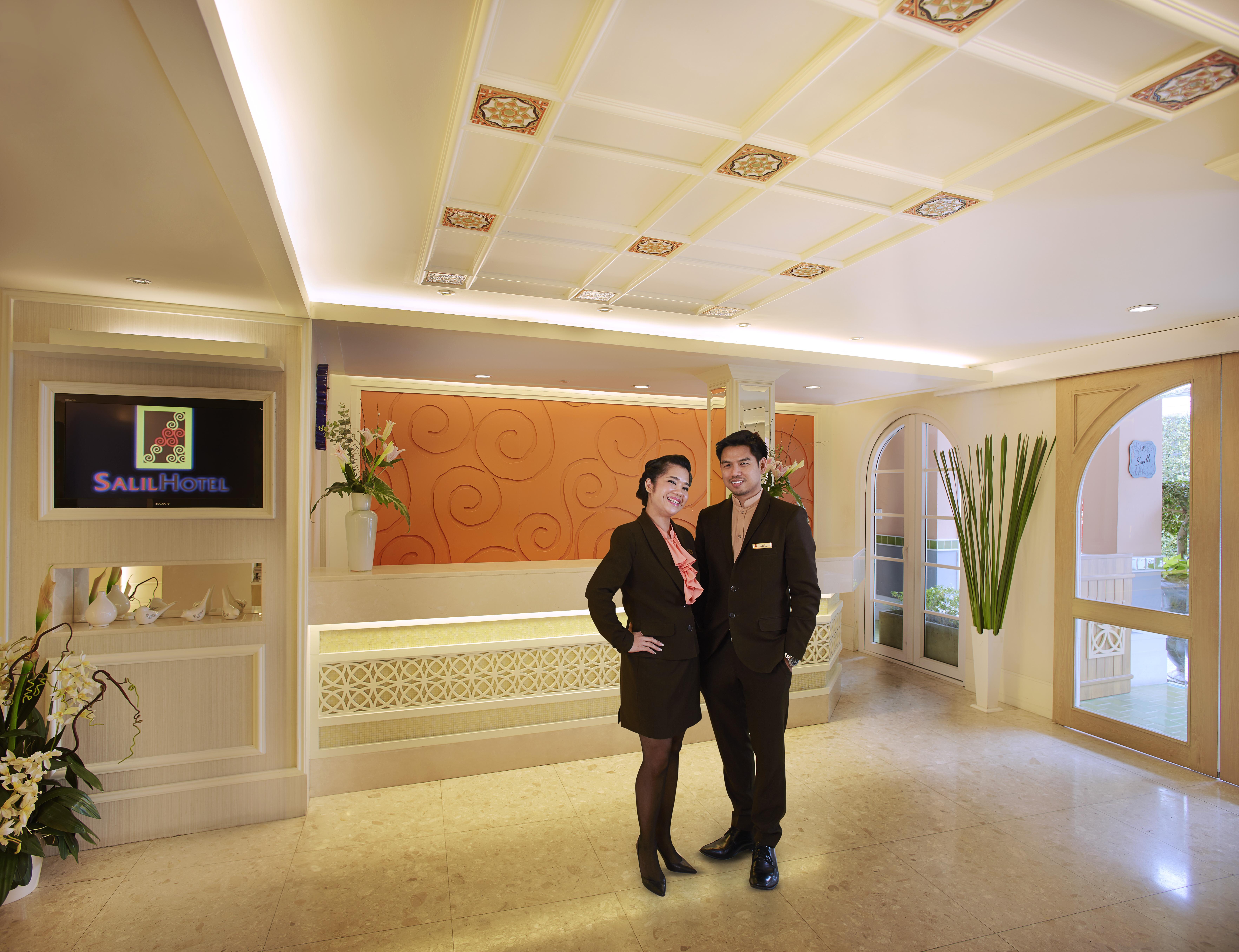 La Petite Salil Sukhumvit Thonglor 1 Hotel Bangkok Exterior photo
